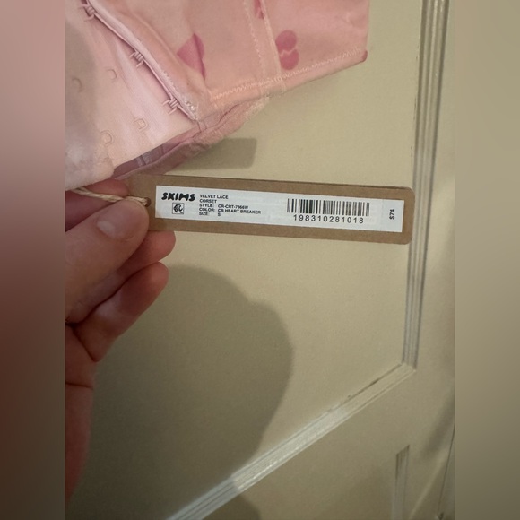 Skims Cherry Blossom Heart Breaker Velvet Lace Corset, pink, size small, NWT - Picture 8 of 10
